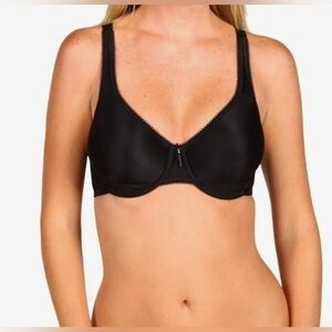 Wacoal Basic Beauty Seamless Underwire Bra